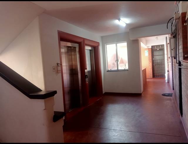 0.5 BEDROOM FLAT FOR SALE IN DURBAN CENTRAL